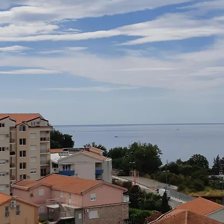 Becici Apartman *
