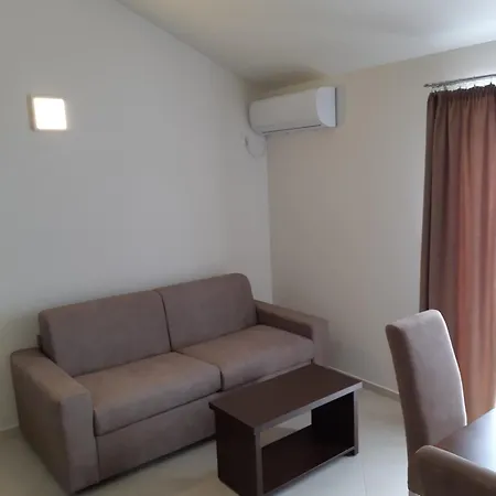 Becici Apartman